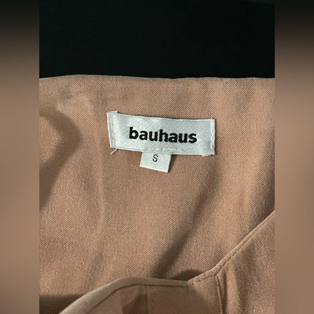 Elegant Tan Sleeveless Dress - Picture 8 of 10